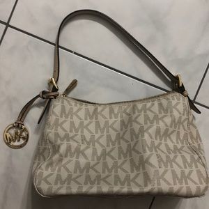 Authentic Michael Kors shoulder bag